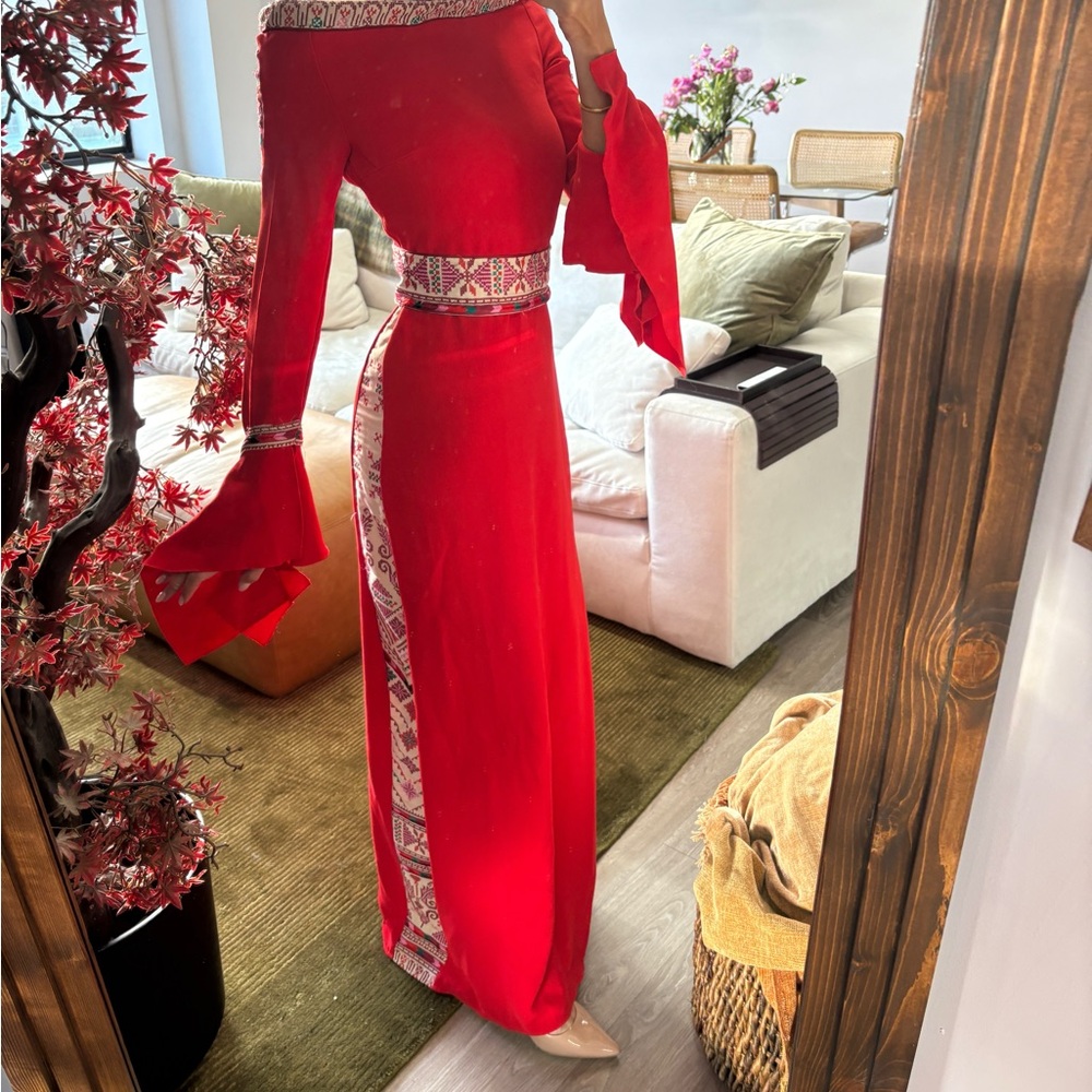 Custom Palestinian Thobe